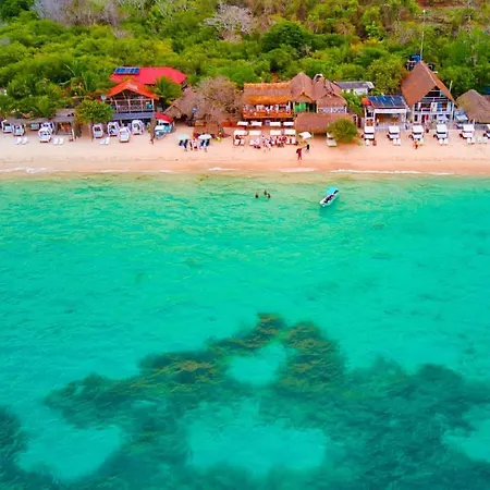 Y Restaurante Carola Beach