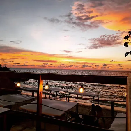 Y Restaurante Carola Beach Cartagena